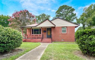 547 Greenbriar AVE, Hampton, VA 23661