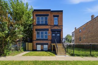 5009 W Ogden Avenue, Cicero, IL 60804