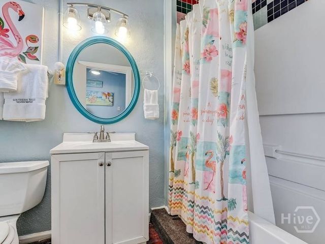 8 17th Place, Tybee Island, GA 31328