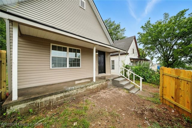908 S J Street, Fort Smith, AR 72901
