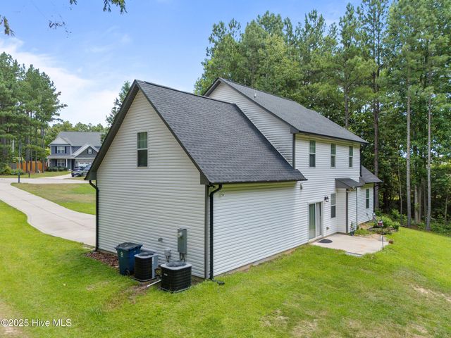 274 Magnolia Hill Drive, Carthage, NC 28327