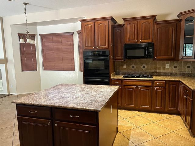 4311 W Hopi Trail, Laveen, AZ 85339