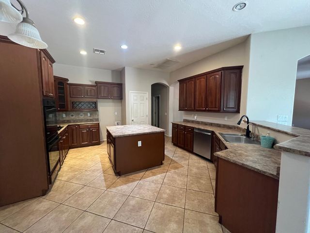 4311 W Hopi Trail, Laveen, AZ 85339