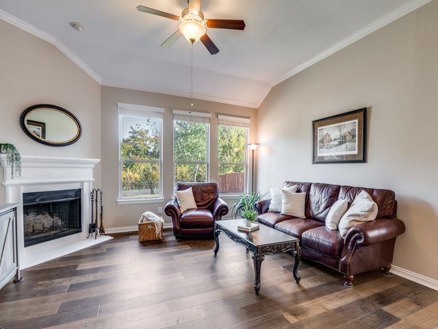 924 Blanco Lane, Mckinney, TX 75071