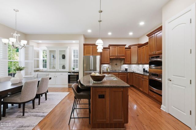 804 Long Meadows Road, Chapel Hill, NC 27516