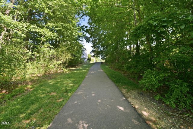 804 Long Meadows Road, Chapel Hill, NC 27516