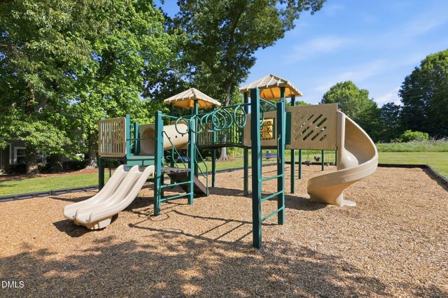 804 Long Meadows Road, Chapel Hill, NC 27516