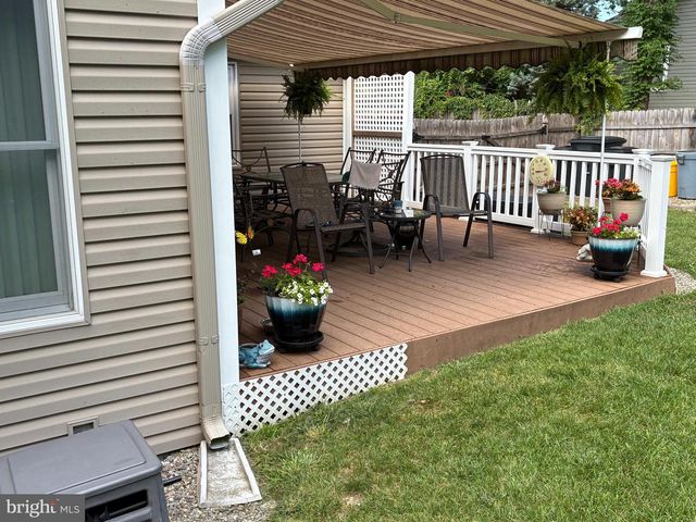 10 RAY SMITH RD, Sicklerville, NJ 08081