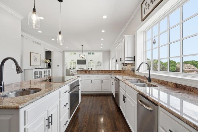 6917 S Arnett Road, Grain Valley, MO 64029