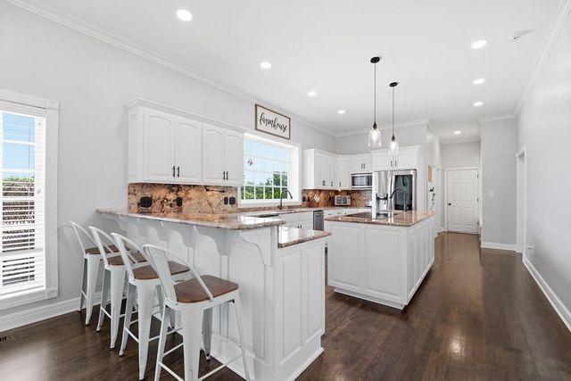 6917 S Arnett Road, Grain Valley, MO 64029