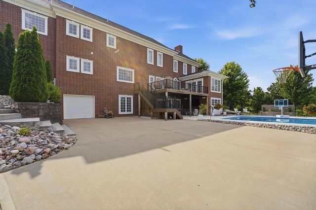 6917 S Arnett Road, Grain Valley, MO 64029
