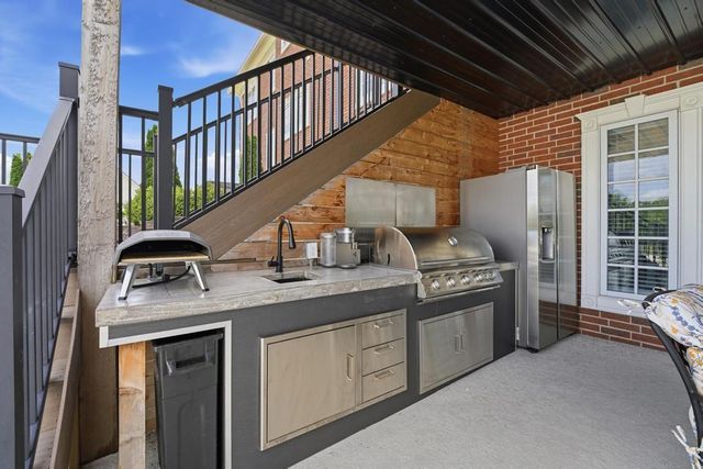 6917 S Arnett Road, Grain Valley, MO 64029