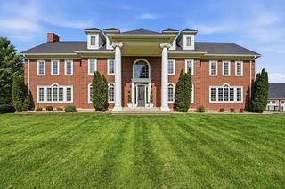 6917 S Arnett Road, Grain Valley, MO 64029