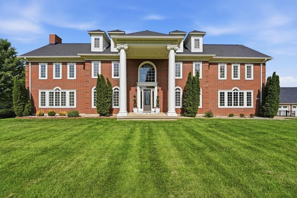 6917 S Arnett Road, Grain Valley, MO 64029