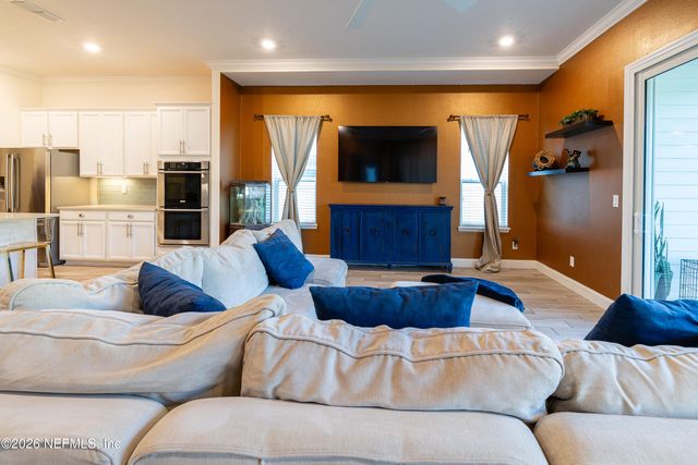 2865 MONTILLA Drive, Jacksonville, FL 32246