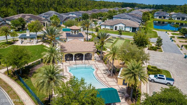 2865 MONTILLA Drive, Jacksonville, FL 32246