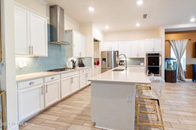 2865 MONTILLA Drive, Jacksonville, FL 32246