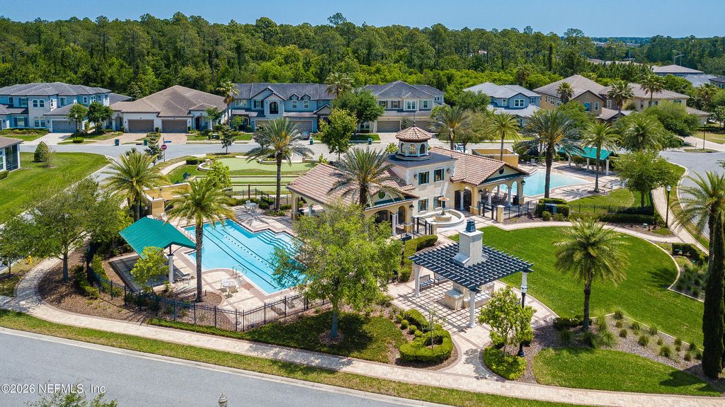 2865 MONTILLA Drive, Jacksonville, FL 32246