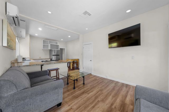 3856 First Ave, San Diego, CA 92103