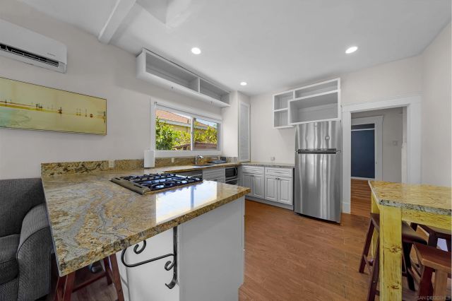 3856 First Ave, San Diego, CA 92103