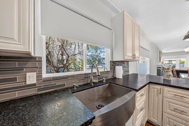 3856 First Ave, San Diego, CA 92103