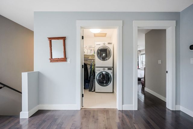 7 Greenley Pl 3, Boston, MA 02130