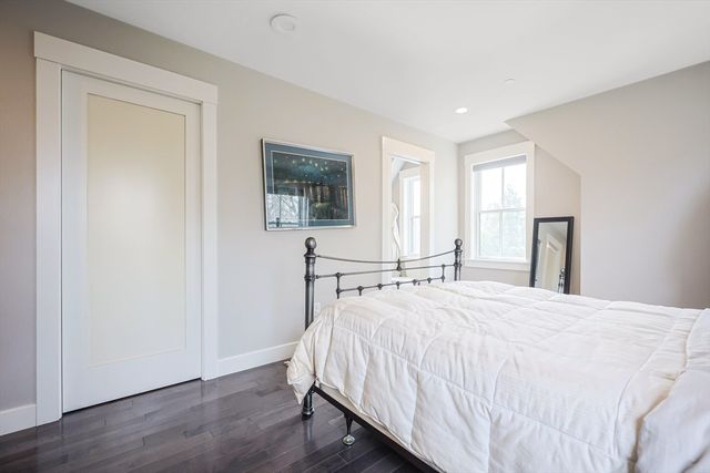 7 Greenley Pl 3, Boston, MA 02130