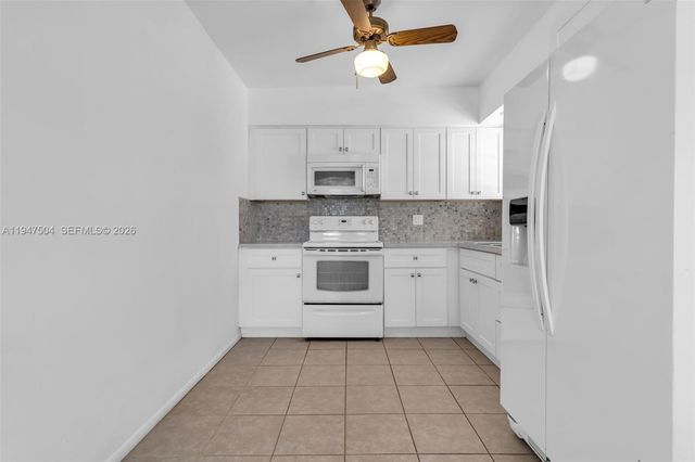 16960 SW 301st St, Homestead, FL 33030