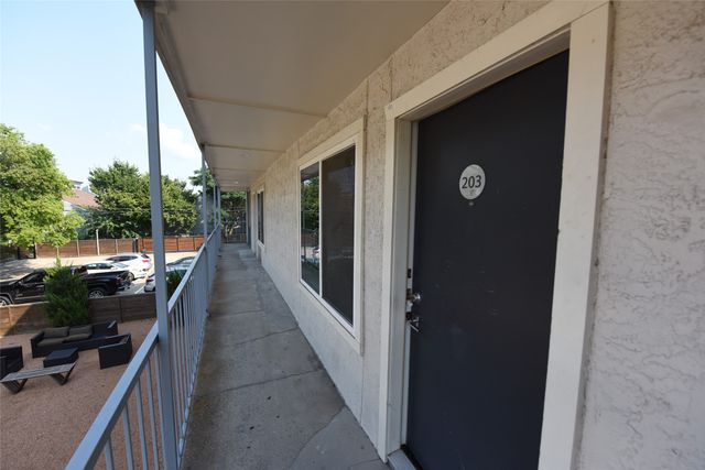 5404 Reiger Avenue 203, Dallas, TX 75214