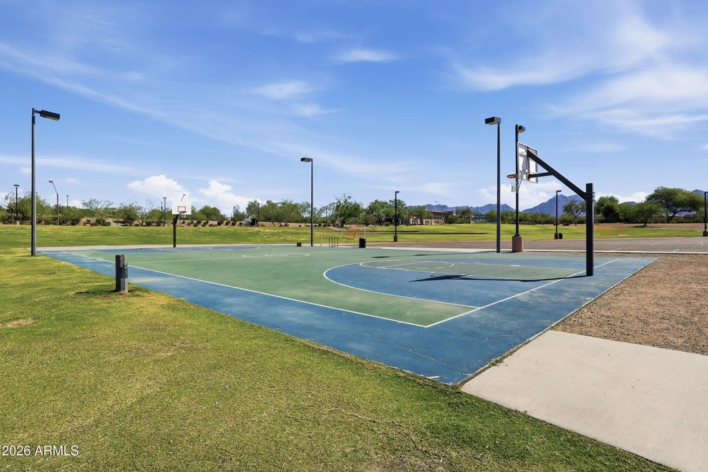 Image 15 of property listing at 18698 N 91ST Street, Scottsdale, AZ 85255