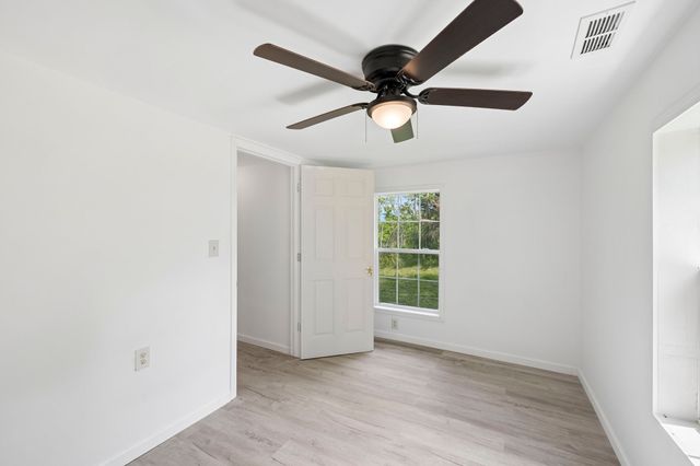1200 Little St, Winchester, TN 37398