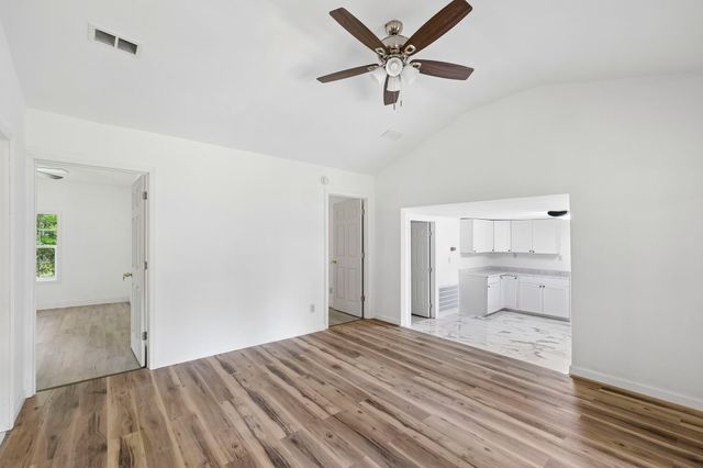 1200 Little St, Winchester, TN 37398