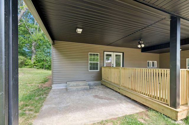 1200 Little St, Winchester, TN 37398