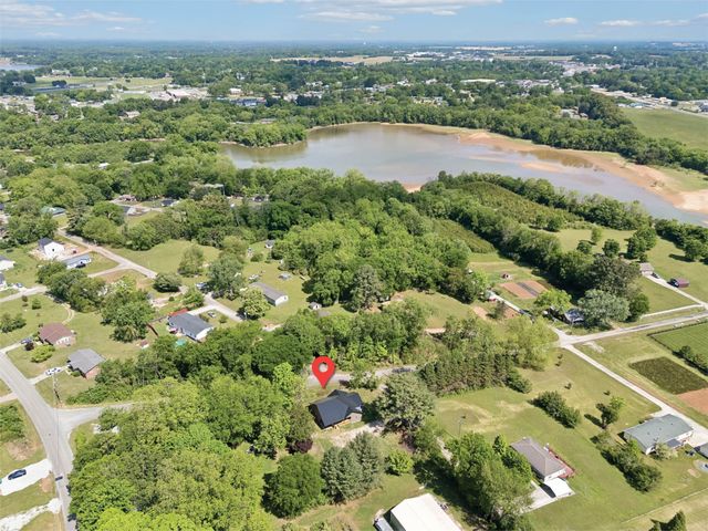 1200 Little St, Winchester, TN 37398