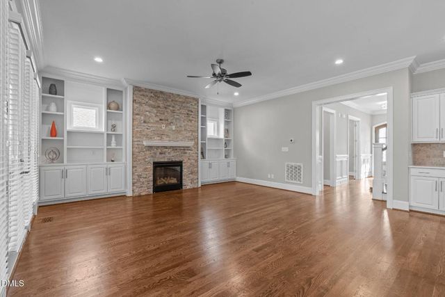 3156 Curling Creek Drive, Apex, NC 27502