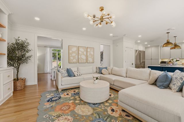 907 Bridgewater Ct, Nashville, TN 37221