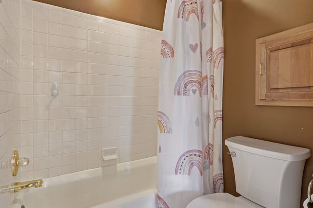 907 Bridgewater Ct, Nashville, TN 37221