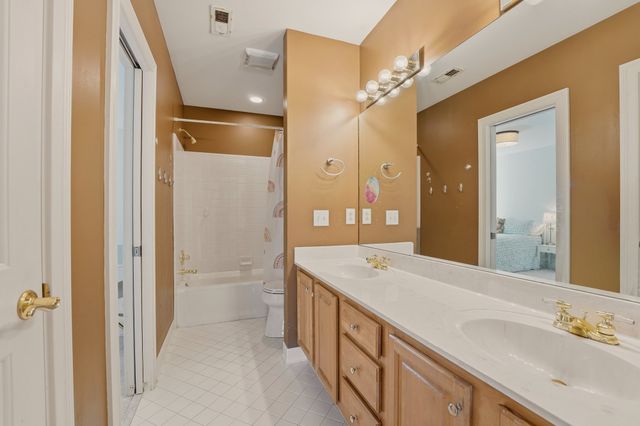 907 Bridgewater Ct, Nashville, TN 37221