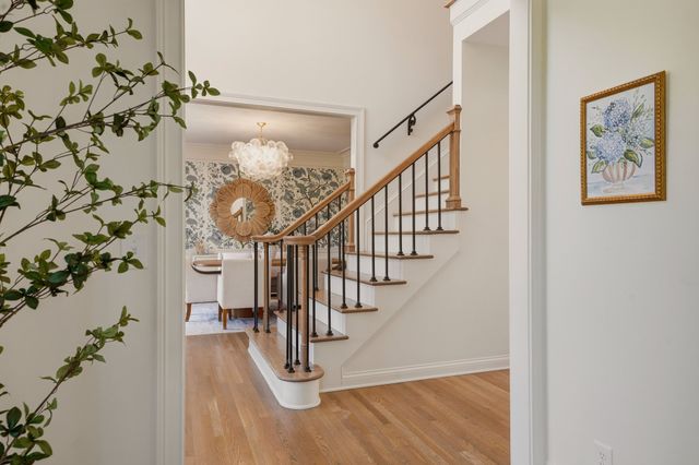 907 Bridgewater Ct, Nashville, TN 37221