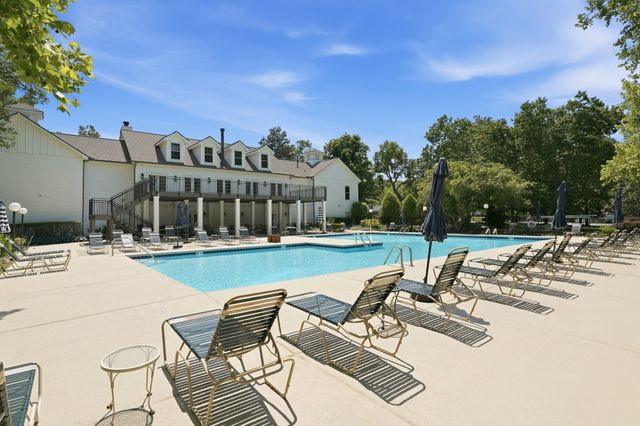 907 Bridgewater Ct, Nashville, TN 37221