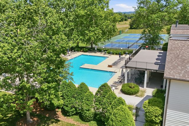 907 Bridgewater Ct, Nashville, TN 37221