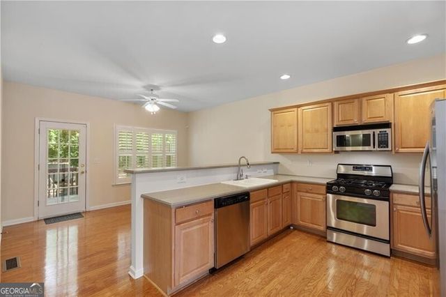 1886 Greystone Oaks Way, Atlanta, GA 30345