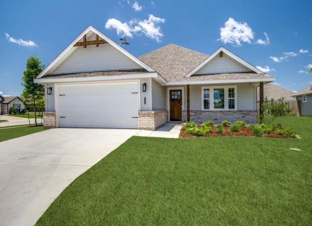 4200 Baccarat Lane, Sanger, TX 76266