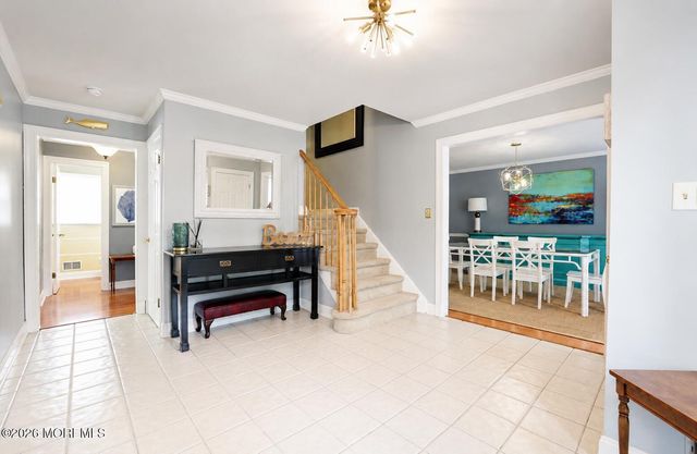 14 Alexander Drive, Monroe, NJ 08831