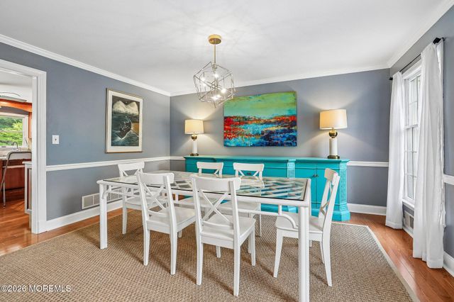14 Alexander Drive, Monroe, NJ 08831