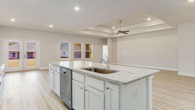 5030 Gaineswood Dr, Milton, FL 32583