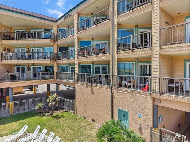9520 Seawall Boulevard 152, Galveston, TX 77554