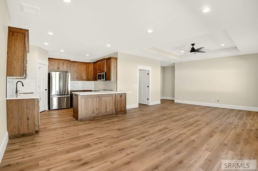 Image 7 of property listing at 452 Zions St, Shelley, ID 83274