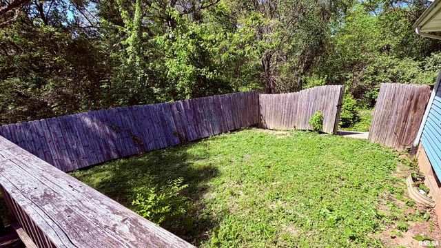 1321 N SCHNEBLIN Court, Peoria, IL 61604