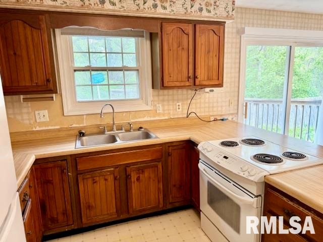 1321 N SCHNEBLIN Court, Peoria, IL 61604